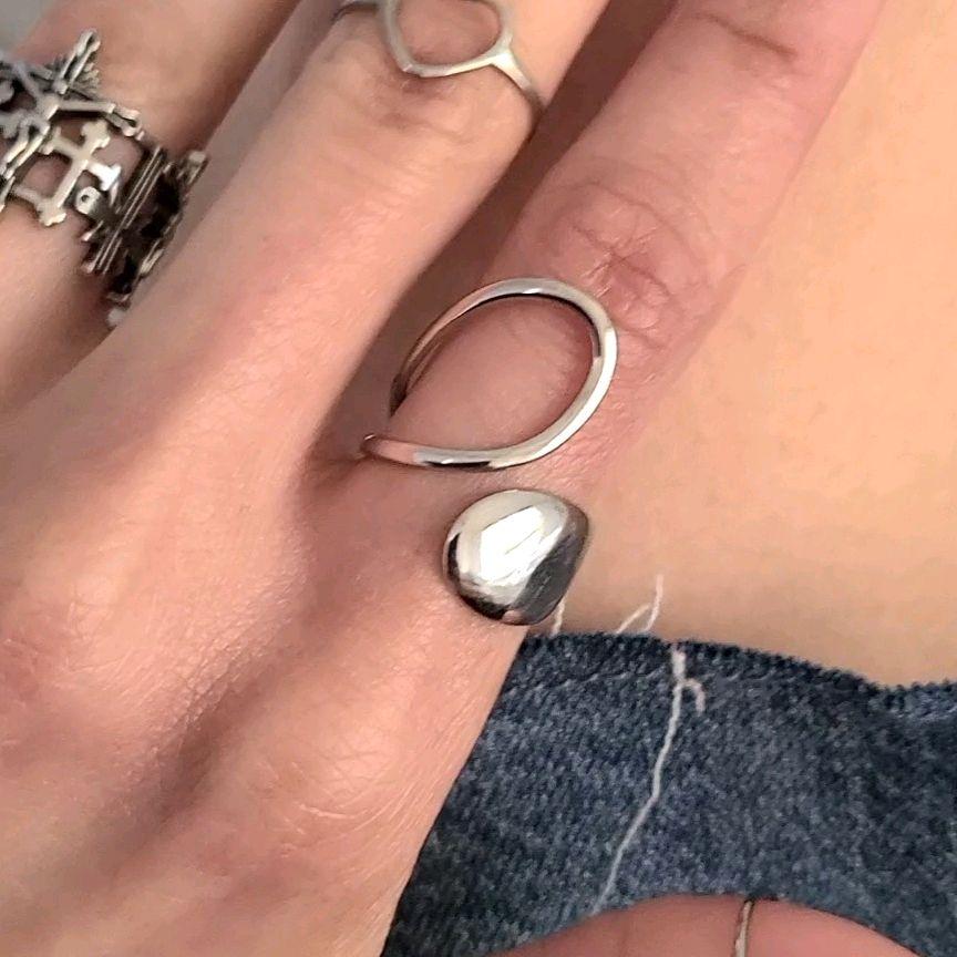 Silver Abstact Loop Ring - Stainless Steel