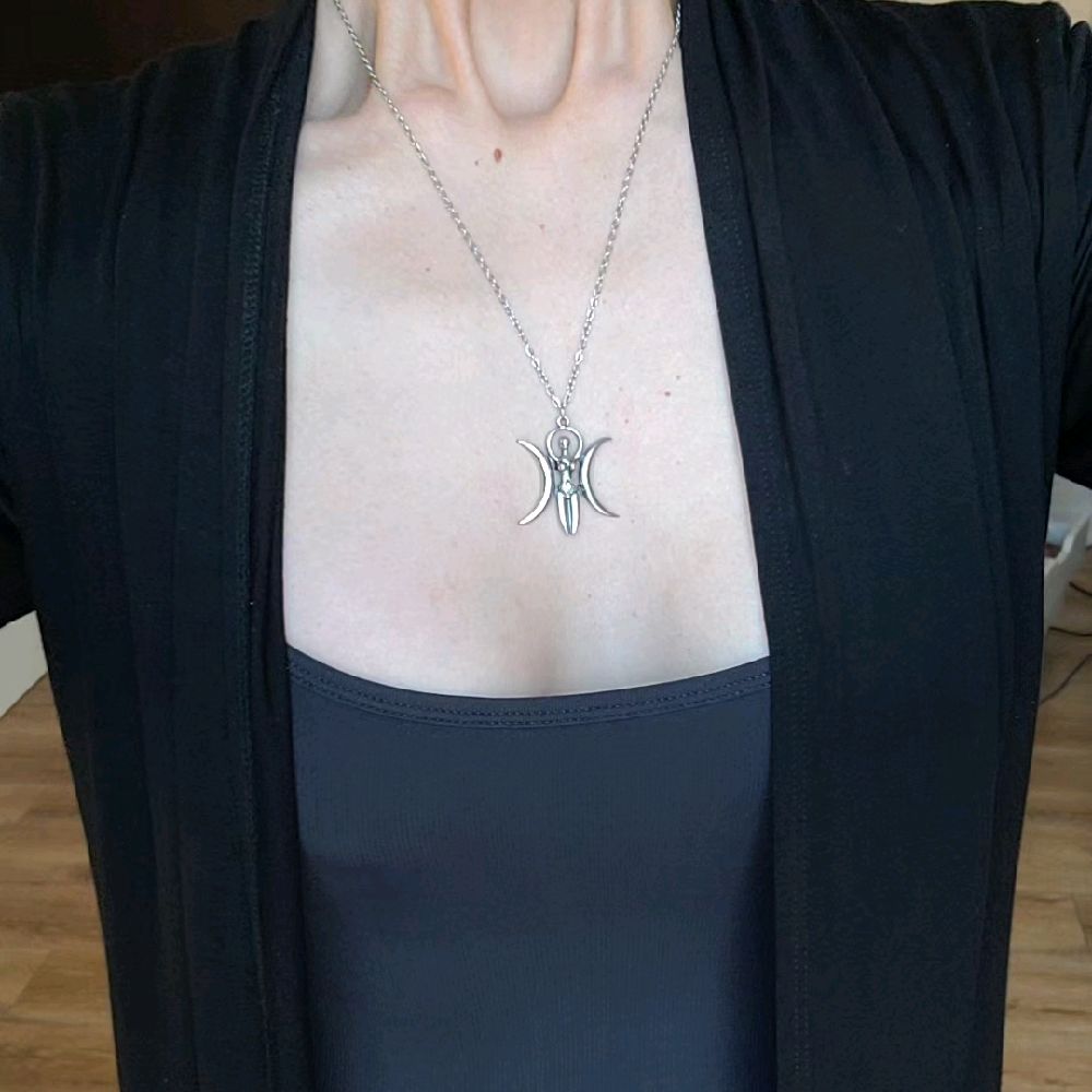 18" Silver Triple Moon Goddess Pendant Necklace