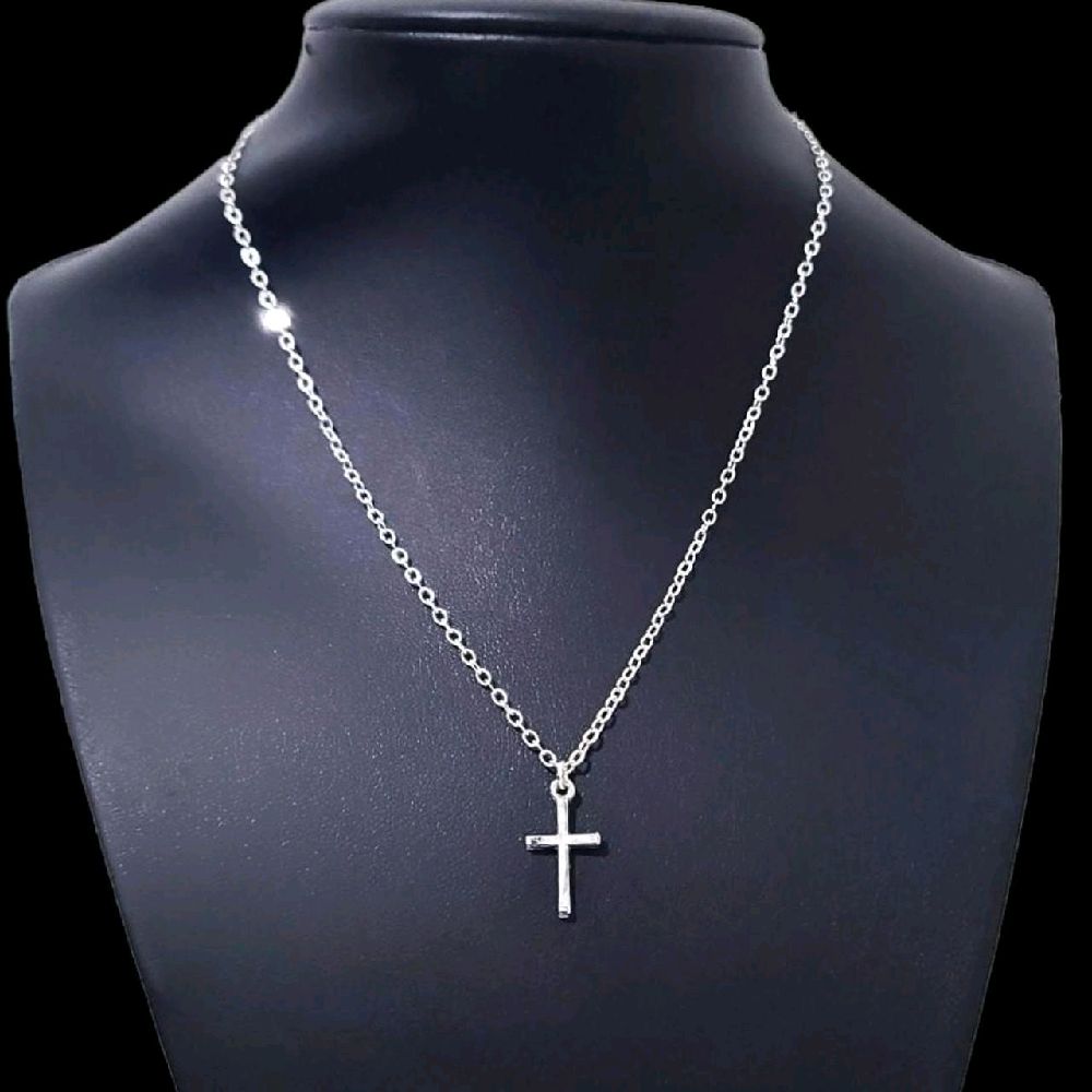 16" Silver Cross Pendant Necklace - 0001