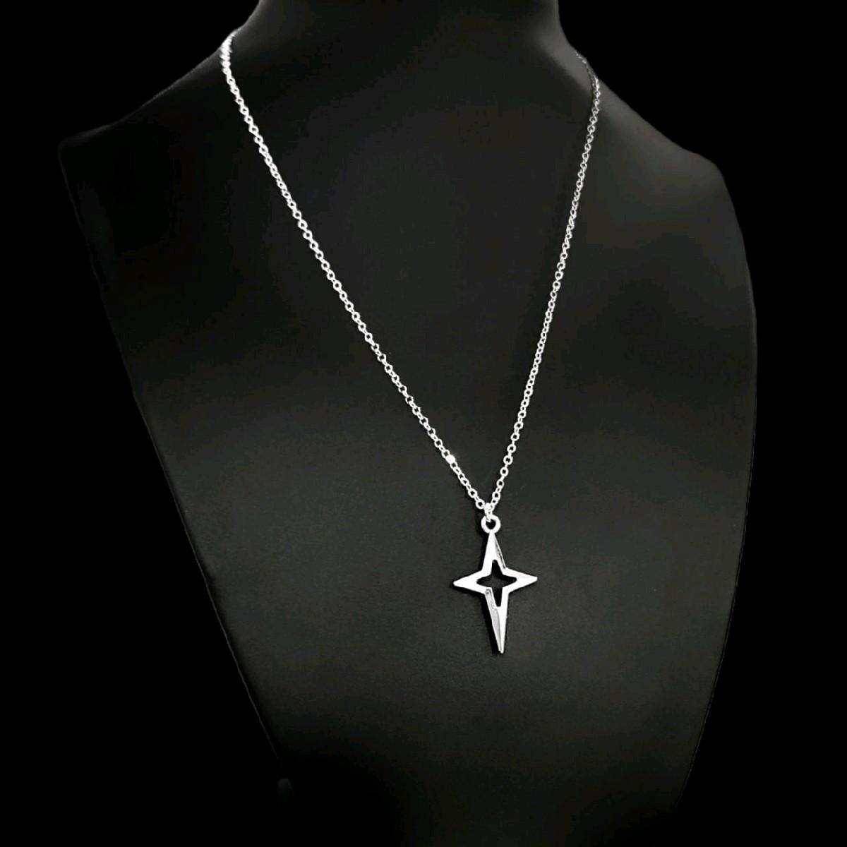 16" Hollow North Star Necklace