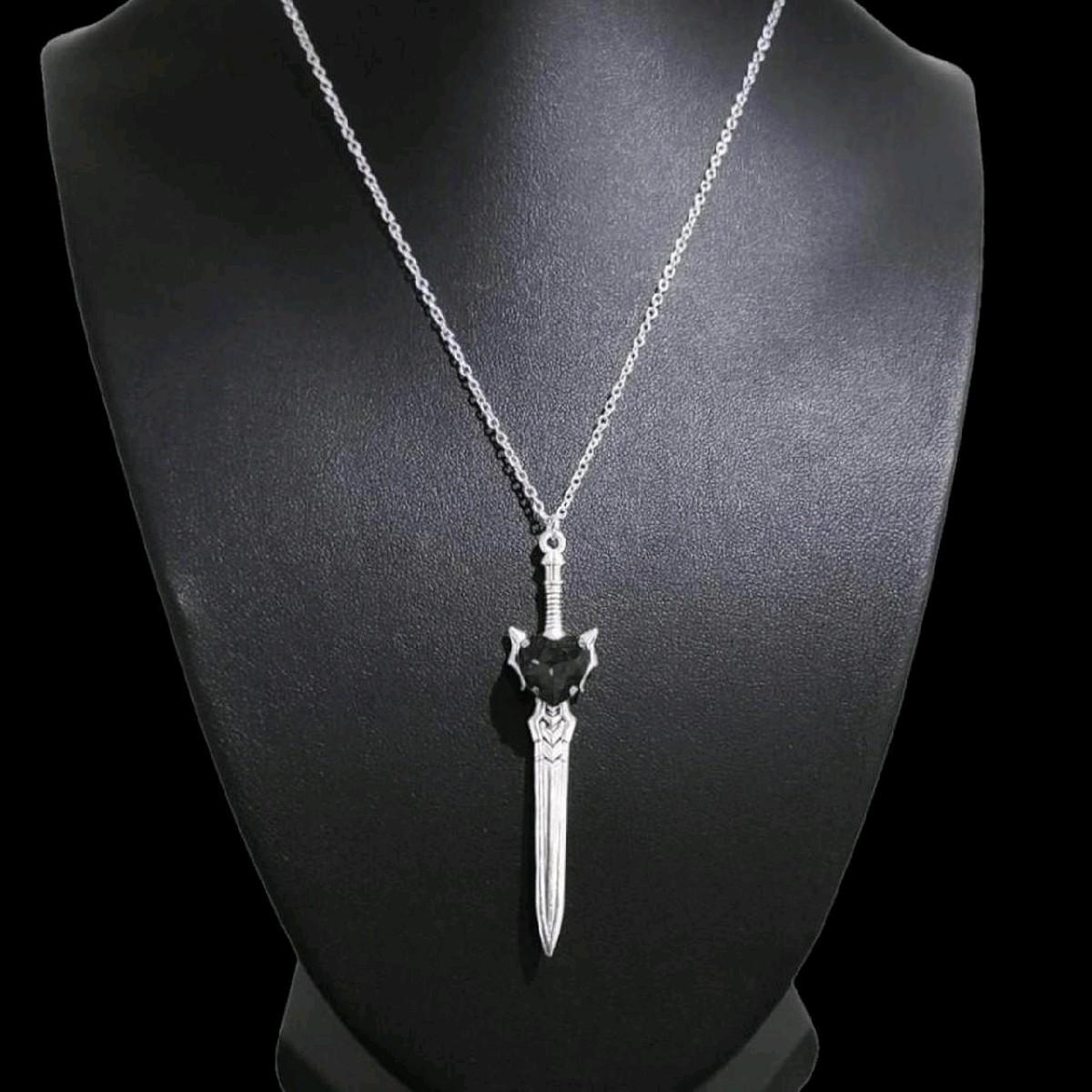 Heart Sword Necklace - Black