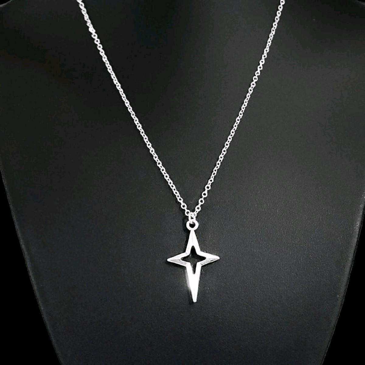 16" Hollow North Star Necklace