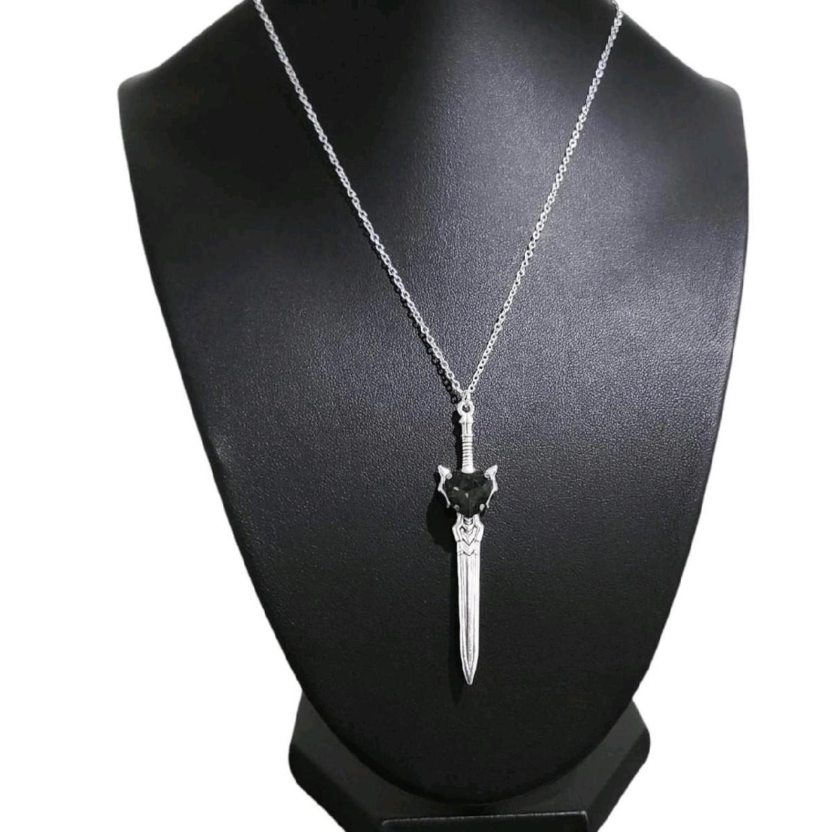 Heart Sword Necklace - Black