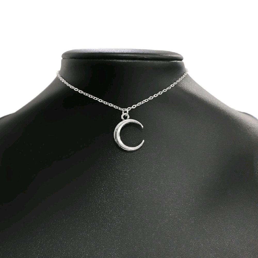 Silver Crescent Moon Choker Necklace - Tsuki