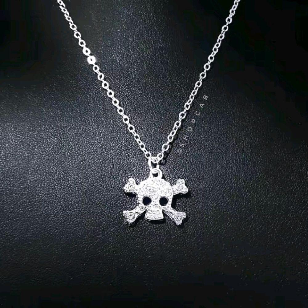 16" Sparkly Crystal Skull Pendant Necklace - Gothic Jewelry
