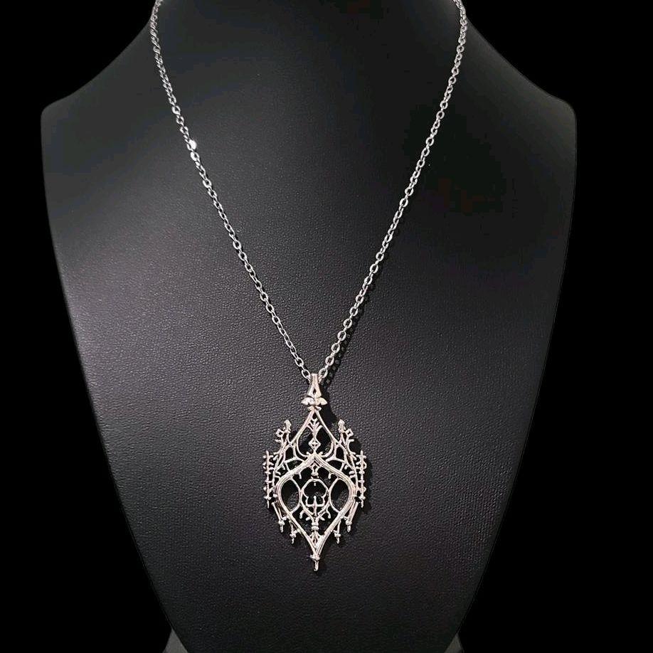 18-Inch Gothic Chandelier Pendant Necklace - Silvee