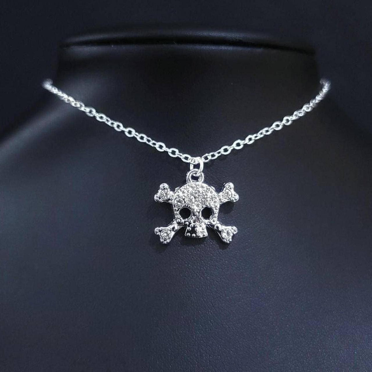 Rhinestone Skull Choker - 001