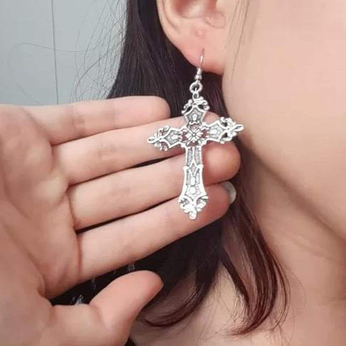 Gothic Silver Cross Earrings 021