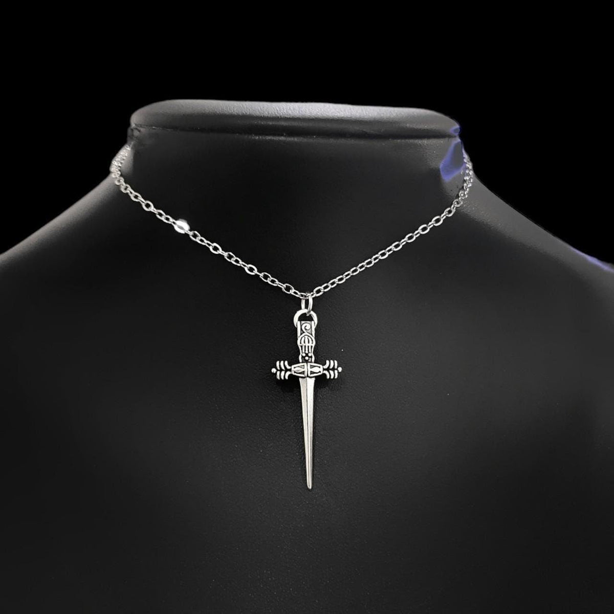 Silver Dagger Choker Necklace - 019