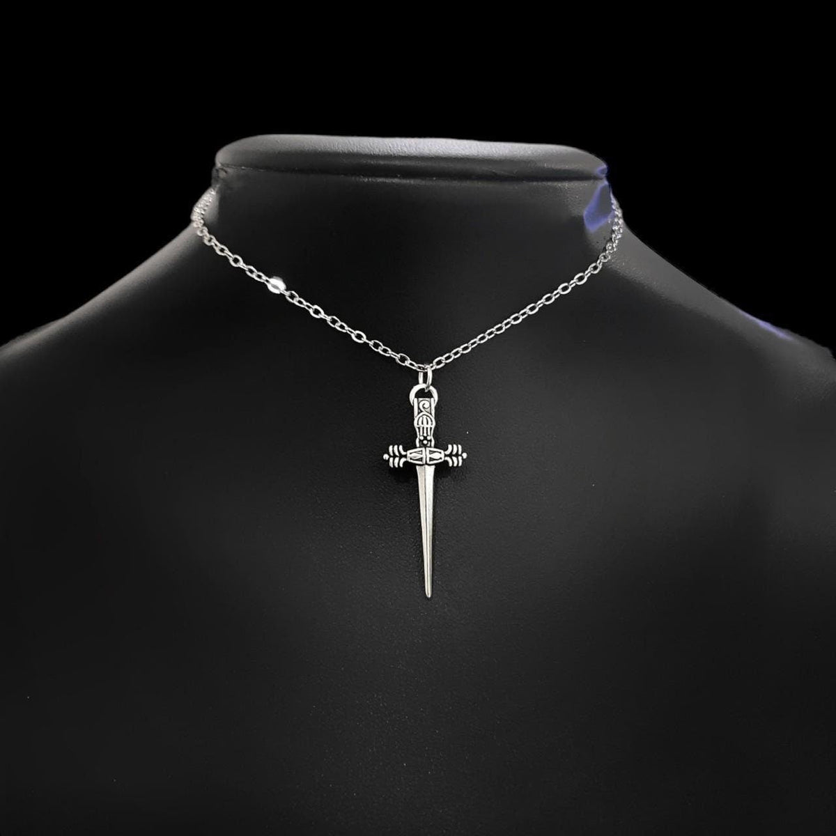Silver Dagger Choker Necklace - 019