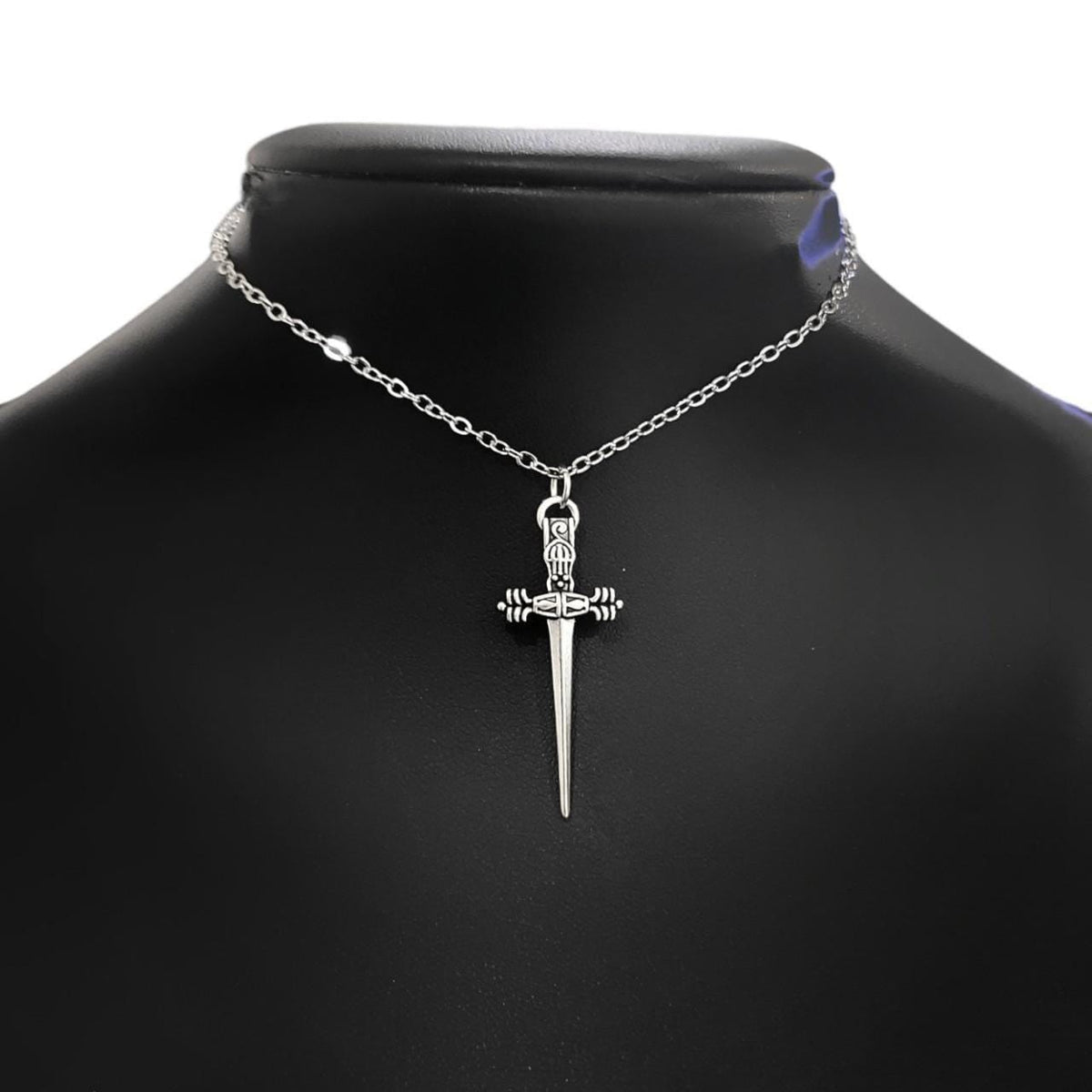 Silver Dagger Choker Necklace - 019