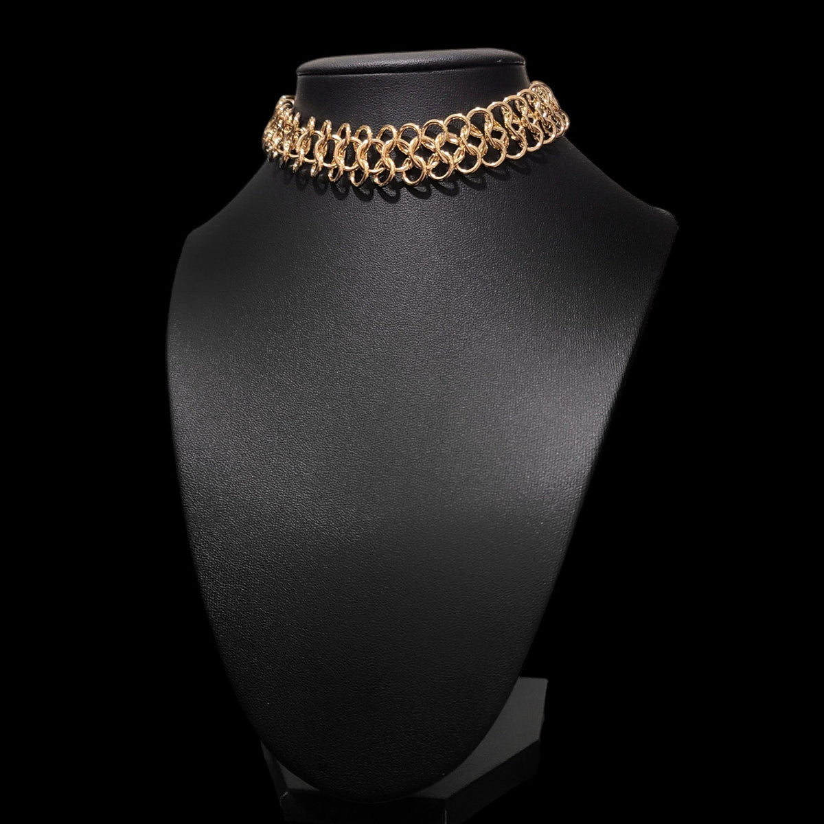 Gold Chainmail Choker