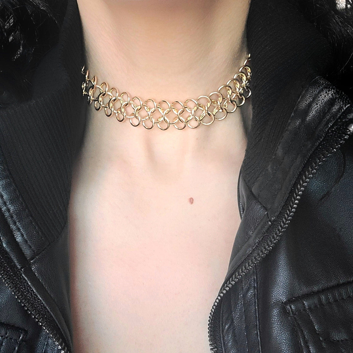 Gold Chainmail Choker