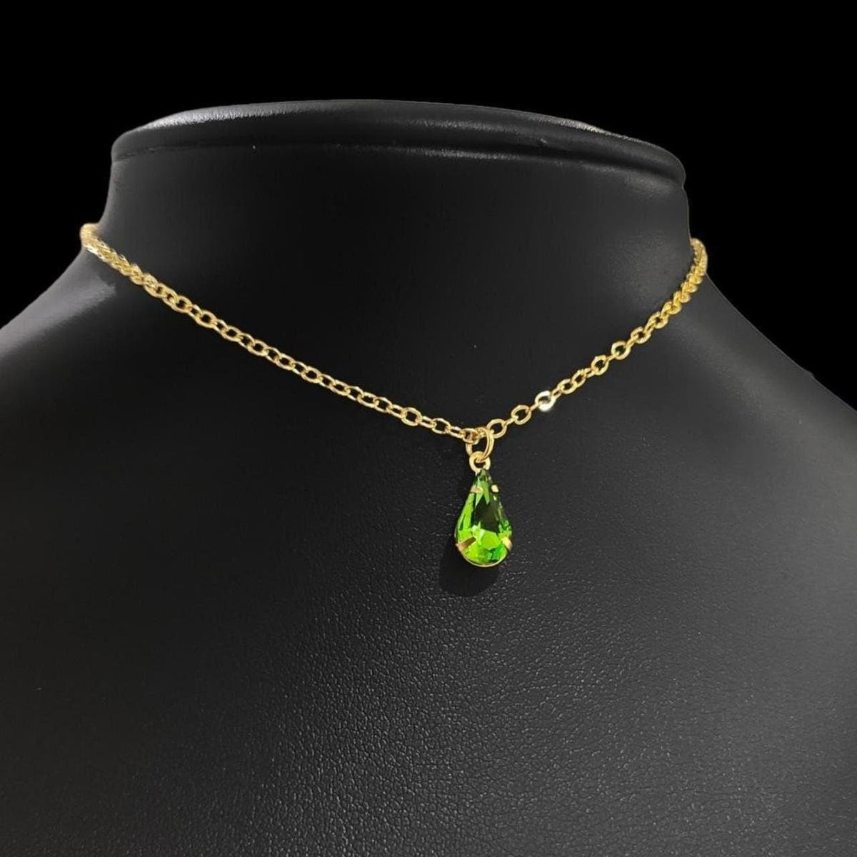 Green Gold Teardrop Choker.