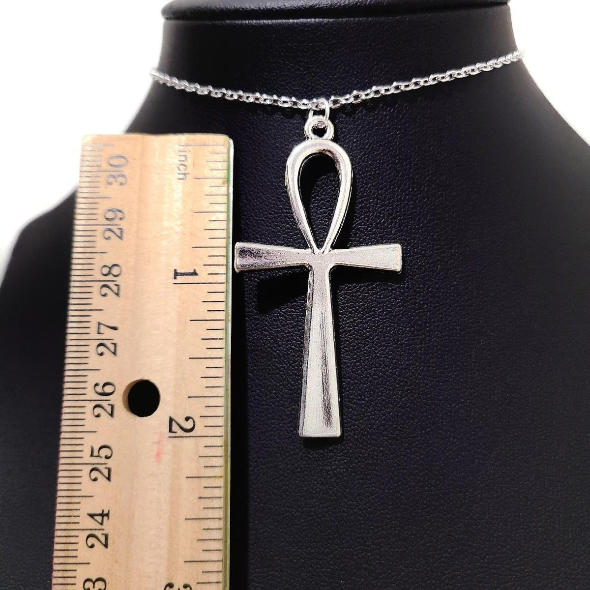 18" Silver Ankh Pendant Necklace 001
