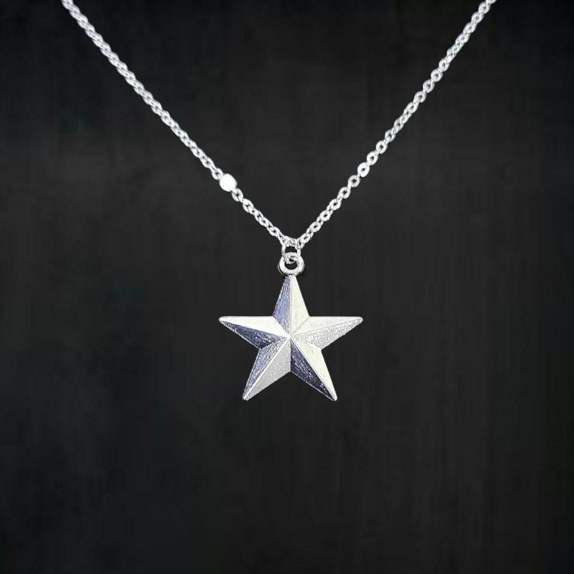 18" Silver Star Necklace - 001