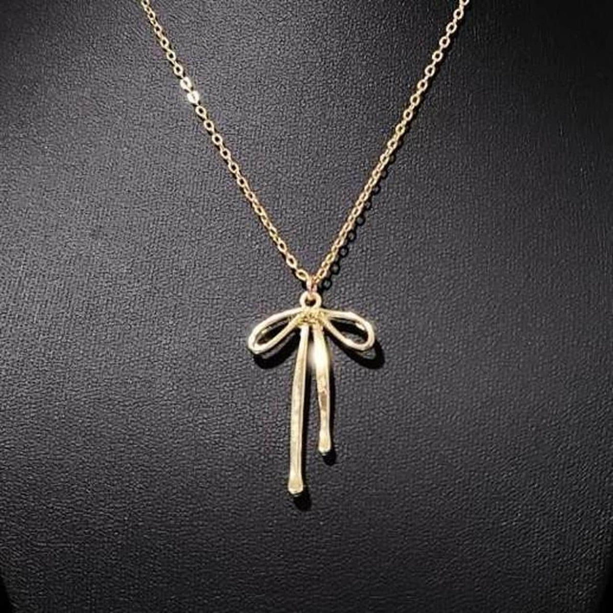 16" Gold Bow Necklace