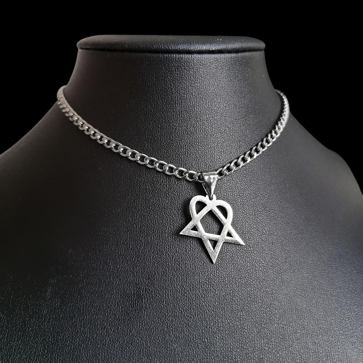Stainless Steel Heartagram Choker Necklace - SILVER (CC)